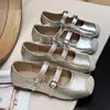 Zapatos Mary Jane Cuadrados de Gamuza Patchwork Estilo Francés para Mujer, Novedad 2026 Principios de Primavera de Suela Plana con Forro Polar y Hebilla Añadidos, Estilo de Noche