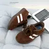 Tênis esportivo casual para meninas 2025 primavera e outono novo moda infantil tênis de treino alemão para meninos tênis Forrest Gump de sola macia