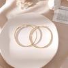 Pendientes circulares exagerados para mujer, estilo básico simple, pendientes versátiles, de gran tamaño, nicho, lujo ligero, pendientes de alta gama.