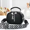 Bolso Pequeño Redondo Nuevo con Borlas Transfronterizo Bolso de Hombro Versátil Bolso Cruzado Bolso Pequeño Popular para Mujer Bolso de Moda de Nicho