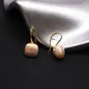 Pendientes Cuadrados de Perla Suave Estilo Francés para Mujer, Nuevo Modelo Popular 2025, Ganchos para Oreja de Gama Alta, Pendientes Elegantes de Lujo Ligero