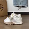 Zapatos pequeños de estilo ballet de 7 cm de suela gruesa aumentada Zapatos Forrest Gump aumentados Zapatillas casuales nuevas de principios de primavera 2025