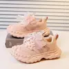 Zapatillas modernas y versátiles para niños, nuevo estilo primavera 2026, zapatillas casuales de suela blanda con moño de moda para niñas
