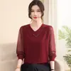 Nueva camisa de manga larga de primavera y otoño para madres de mediana edad y mayores, elegante, adelgazante, rejuvenecedora, top versátil