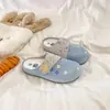 2026 Novos Chinelos Meio-Sapatos Femininos Slip-On de Solado Grosso para Primavera e Outono, Estilo Birkenstock, para Uso Casual Diário, Versátil e Fashion