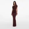 Vestido de Verano 2026 Nuevo Moda Europea y Americana Maduro y Elegante Ajustado que Resalta las Caderas de un Hombro Cintura Irregular