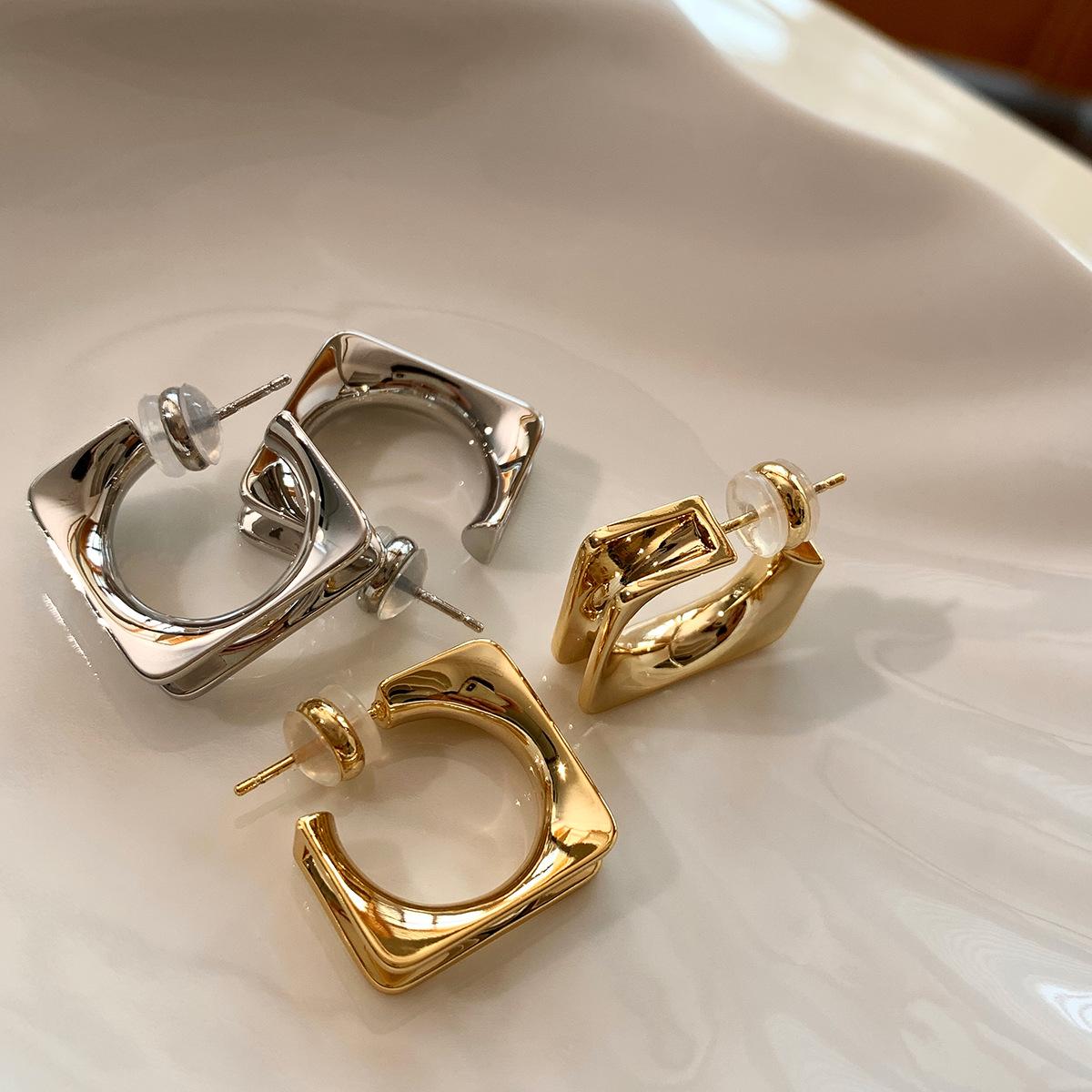 O1CN01SjrNa61ZPEZgzpwi5_!!6107