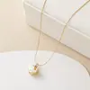 Collar de acero de titanio cadena de clavícula con letra cadena Yiwu fábrica de joyería moda lujo ligero sin decoloración venta al por mayor