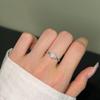 Anillo de plata esterlina S925 de alta gama para mujer, con un diseño de huevo de paloma, exquisito y moderno, con un toque ovalado.