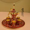 Artesanías de Lata de Colores de Característica Étnica de Xinjiang Adornos Pequeños Utensilios para Vino Regalos de Botella de Vino de Metal Regalos Conmemorativos