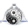 Colar de fofoca Yin Yang Preto e Branco feminino all-match pedra do tempo pingente Taiji borboleta moda corrente de suéter joia atacado