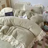 Conjunto de quatro peças em veludo com relevo estilo francês, capa de edredom dupla face quente em veludo de leite Classe A, lençol de cama e conjunto de três peças de pelúcia para meninas