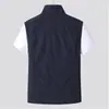 Chaleco de Hombre de mediana edad Four Seasons Delgado Papá Sin Mangas Cuello Multi-bolsillo Secado Rápido Chaleco Chaleco con Logo Personalizado