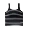 Camisola de moda versátil para primavera y verano con copas integradas, corte ajustado y favorecedor