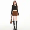 Toma real: Falda de gamuza para mujer, otoño 2026, estilo retro americano, de cintura alta, abertura lateral, línea A, falda-pantalón corta ajustada al cuerpo