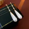 Brincos de Prata Banhada a Ouro 14K com Agulha de Prata, Pérola, Pingente de Gota e Franja, Estilo Francês, Brincos Elegantes, Brincos de Luxo Acessíveis de Nicho