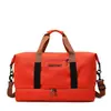 Bolsa de Viagem Estilo Coreano Portátil para Viagens de Curta Distância Bolsa de Bagagem Grande Capacidade Leve Separação de Seco e Molhado Bolsa para Esportes Fitness