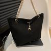 Retro de gran capacidad este año moda cadena sentido de alta gama estilo extranjero combinable 2024 otoño e invierno nueva tendencia bolso tote