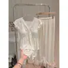 Pijama de lunares con mangas de volantes de encaje estilo francés para mujer, nuevo de verano 2026, pantalones largos de corte holgado, se puede usar fuera, conjunto de ropa para el hogar