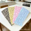 Toalla Pequeña Cuadrada de Coral Fleece Estampada para el Hogar 25*25, Paño de Limpieza Espesado, Absorbente de Cocina, Sin Pelusa, Venta Directa del Fabricante