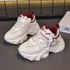Tênis esportivo infantil 2026 outono novo modelo corrida infantil sapatos populares brancos estilo pai para meninas leve para crianças mais velhas