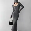 Vestido ajustado de manga larga con cuello cuadrado y clavícula de estilo francés para mujer, vestido largo ajustado de cintura alta y cola de pez para otoño.