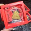 Nuevo Oro Puro 999 Gato de la Suerte Dios de la Riqueza Lámina de Oro Concha Mismo Estilo Pegatina Dorada Pegatina para Teléfono Pegatina Creativa Caja de Regalo Venta al por Mayor