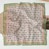 Pañuelo Cuadrado Pequeño Estampado Geométrico para Mujer, Primavera y Verano, Versátil y Elegante, Pañuelo Decorativo para el Cuello, Goma para el Cabello Multifuncional, Pañuelo de Seda, Pañuelo para la Cabeza