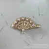 2026 Novo Presilha de Cabelo Estilo Coreano com Laço de Strass para Mulheres, Presilha Lateral com Flor de Pérola, Presilha Bico de Pato Acessório de Cabelo