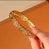Pulseira de Renda Flor de Bebê Dourado Areia Vietnamita Recorte Antigo Estilo Palácio Pulseira de Diamante Esmeralda Pulseira para Mulheres
