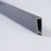 Fornecimento Direto da Fábrica Tira de Fixação de PVC Cinza em Forma de U Material para Placa Ranhura para Fixação de Vidro Perfil Extrudado de Plástico Personalizável