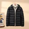 Chaqueta Ligera de Algodón con Relleno y Cuello Alto para Mujer, Abrigo de Algodón Otoño e Invierno, Nuevo Estilo Coreano 2026, Ropa Exterior Casual Suelta Corta con Capucha