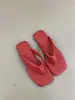 Chuyuji 2026 Primavera/Verão Novo Estilo Coreano Simples Nicho Sandálias de Dedo Quadradas para Mulheres para Uso ao Ar Livre