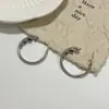 Moda Europea y Americana Pendientes Geométricos Sencillos con Incrustaciones de Diamantes en Forma de C Lujo Ligero Atmosféricos Sentido Avanzado Populares en Internet Tendencia Pendientes de Nicho