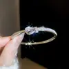 Pulseira Europeia e Americana Transfronteiriça com Diamantes Incrustados, Irregular, Multicamadas, Contas e Pérolas, Pulseira Fashion e Elegante, Joia de Luxo Leve e de Alta Qualidade