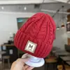 Touca de Bebê Outono e Inverno Aconchegante e Quente de Tricô para Meninos e Meninas, Touca de Inverno Versátil à Prova de Vento
