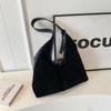 Bolsa Tote Grande Capacidade Transfronteiriça para o Dia a Dia Feminina 2025 Nova Vintage Fosca de Ombro/Axila Bolsa Balde Portátil