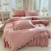 Juego de falda de cama acolchada de algodón puro de alta densidad Clase A en color liso con encaje francés, juego de cuatro piezas