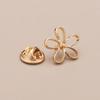 Botón antideslumbrante botón oculto mini broche para damas que combina con todo escote pecho ropa fija camisa exquisito no botón pin