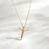 Collar con Colgante Cruzado de Forma Humana Simple de Lujo Ligero Europeo y Americano Cadena para Clavícula de Alta Gama para Mujer Accesorio de Moda Versátil