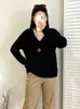 Camiseta básica versátil de cuello en V para mujer de talla grande, suéter de punto de lana para mujer, estilo primavera y otoño 2026, suéter interior para mujer de talla grande