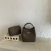 Bolsa de Mão Pequena Elegante de Alta Qualidade para Mulheres 2026 Nova Moda Versátil Bolsa Transversal Tendência Bolsa Mais Vendida Bolsa Saco