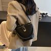 Exterior Único Novo Outono e Inverno Bolsa Feminina Balde Bolsa Alta qualidade Fosco Casual Ombro Crossbody Elegante Nicho Bolsa