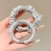 Scrunchie retrô com estampa de leopardo cor de café para outono, estilo coreano, moderno, versátil, elástico durável para rabos de cavalo e acessórios de cabelo