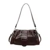 Bolso de Axila de Moda Estilo Motociclista para Mujer 2026 Nuevo Modelo Elegante Gran Capacidad Bolso de Hombro Cruzado para Viajes de Otoño