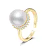 Anillo Retro de Moda con Zirconia Incrustada Dorada Perla Blanca Cruzada Strass Estilo Europeo de Alta Gama