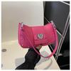 Bolso bandolera informal con remaches, sencillo, de moda, para otoño de 2023, con cadena coreana, color liso, pequeño, cuadrado, para mujer