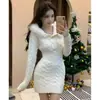 Vestido suéter vermelho sexy puramente desejável para mulheres, novo estilo outono e inverno, com capuz e gola de pele, vestido bodycon de tricô, grosso