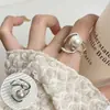 Anillo Dulce de Pétalos Florales para Mujer, Moderno y Único, Versátil y Elegante, Anillo Abierto de Lujo Ligero de Alta Gama, Anillo de Dedo Índice de Nicho