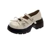 Sapatos Mary Jane de couro com sola grossa e laço branco para mulheres, novo estilo outono 2026, adequados para combinar com saias, sapatos de couro estilo francês universitário
